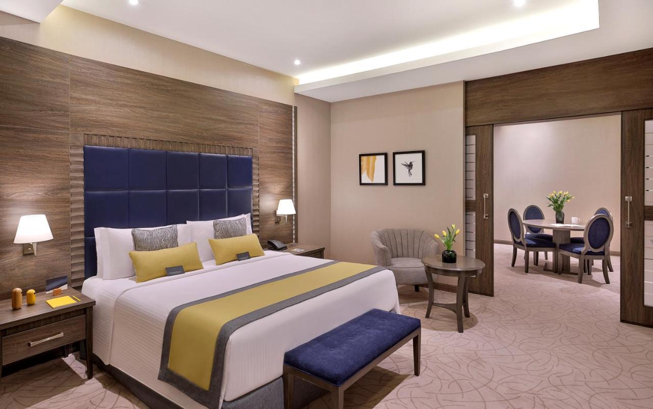 Voco Al Khobar By Ihg Hotell Exteriör bild Suite